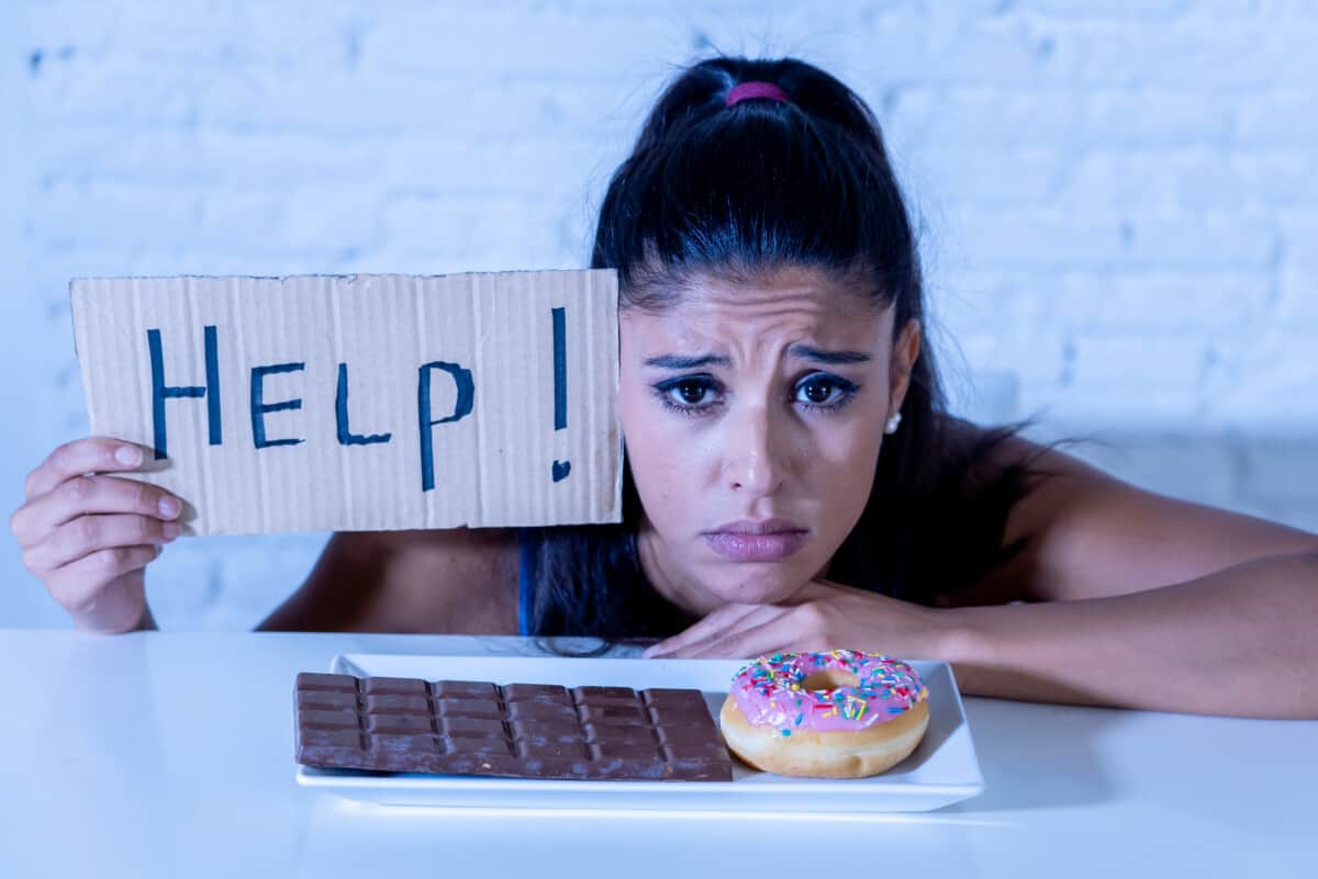 want to lose weight but can't stop eating junk food