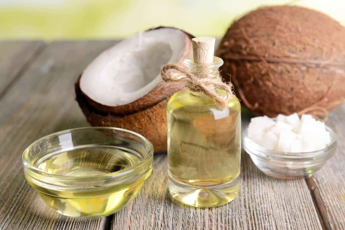 MCT Oil Vs Coconut Oil For Weight Loss (Which Is Better?)